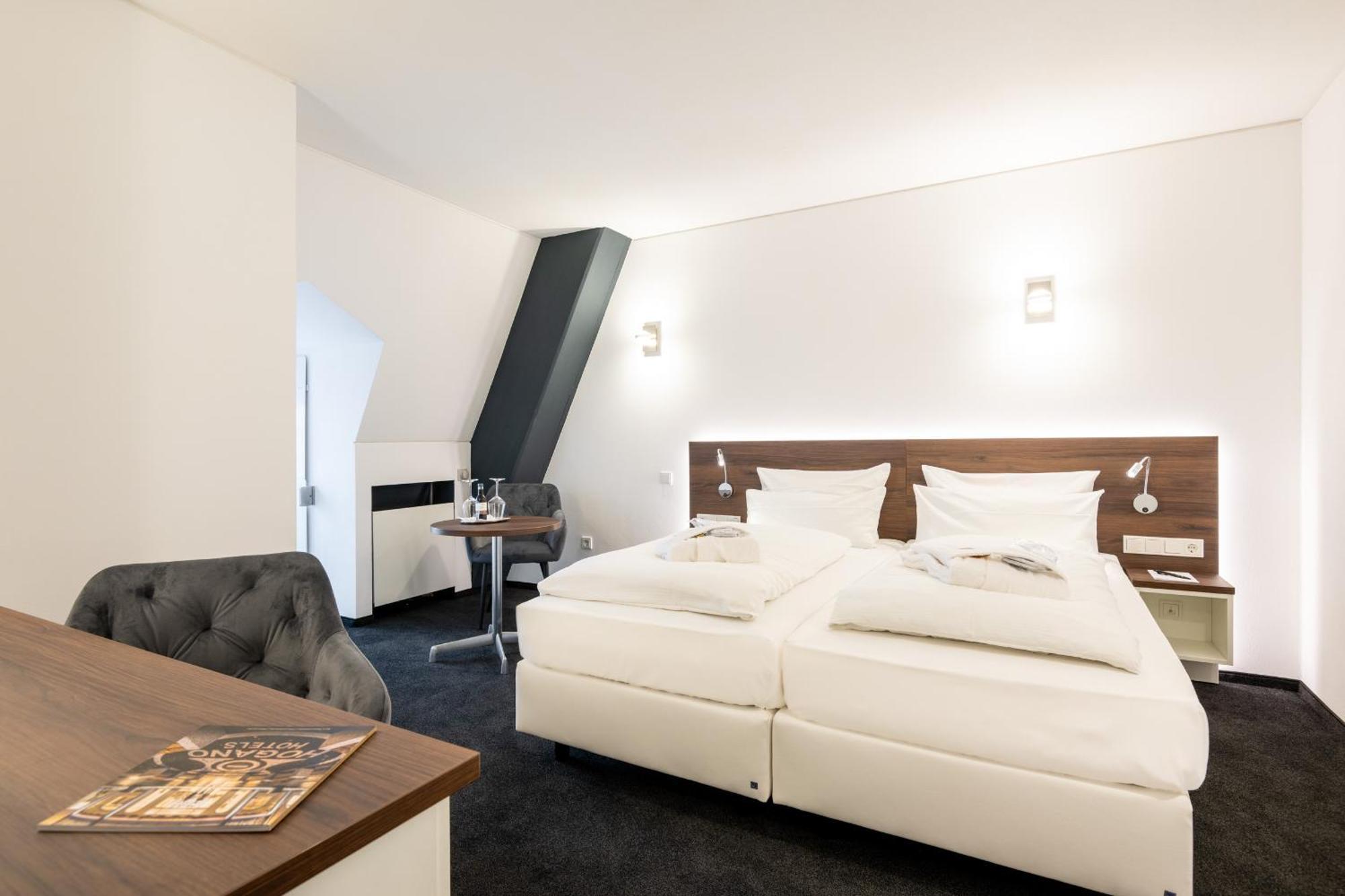 Schlosshotel Вайльбург Экстерьер фото
